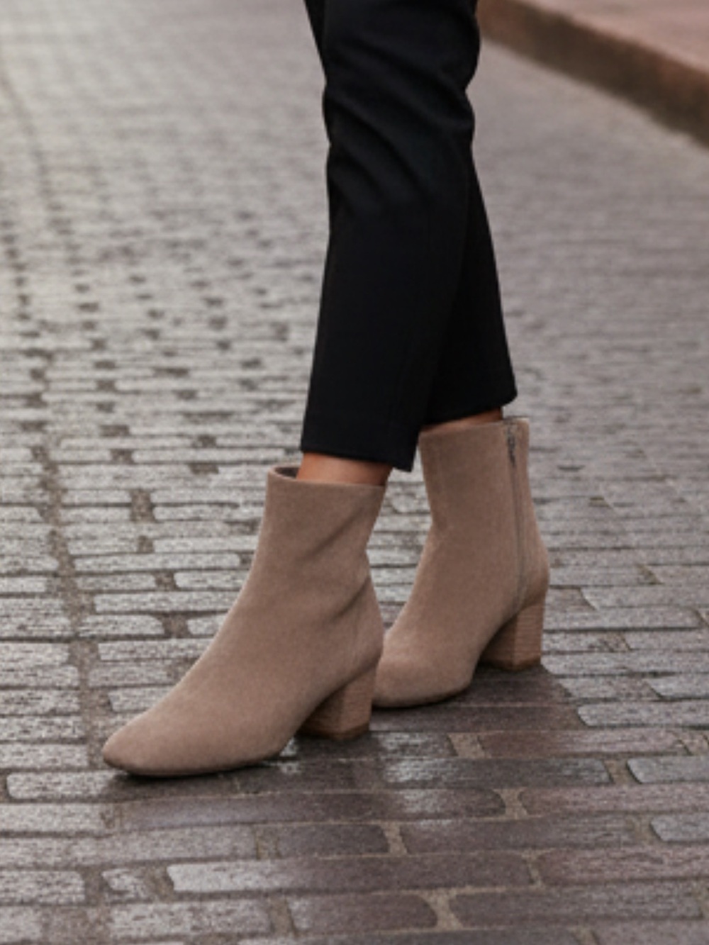 🆕 Sam Edelman Suede Square Toe Ankle Booties Beige Taupe Size 10.5 NEW